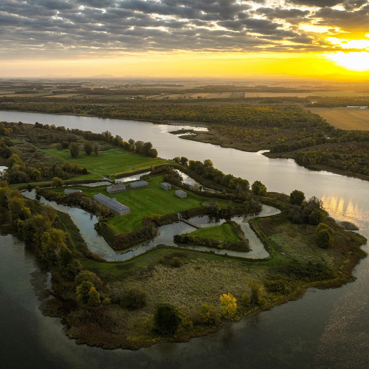 Fort Lennox: The Accidental Immigrants