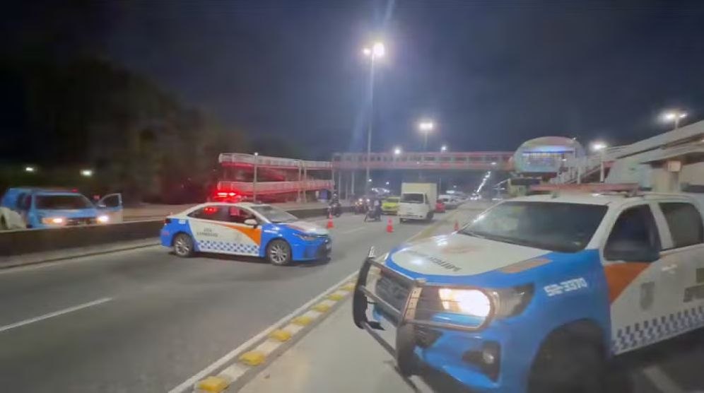 Operação da PM no Complexo de Israel gera fechamento da Avenida Brasil e prisão de quatro criminosos episode artwork