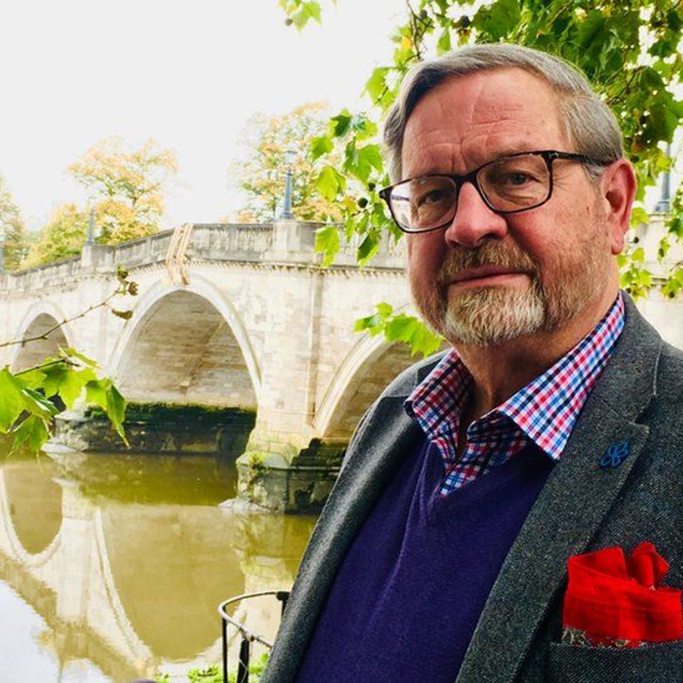 S3E9 - Hunting Down the Art w/ Charley Hill