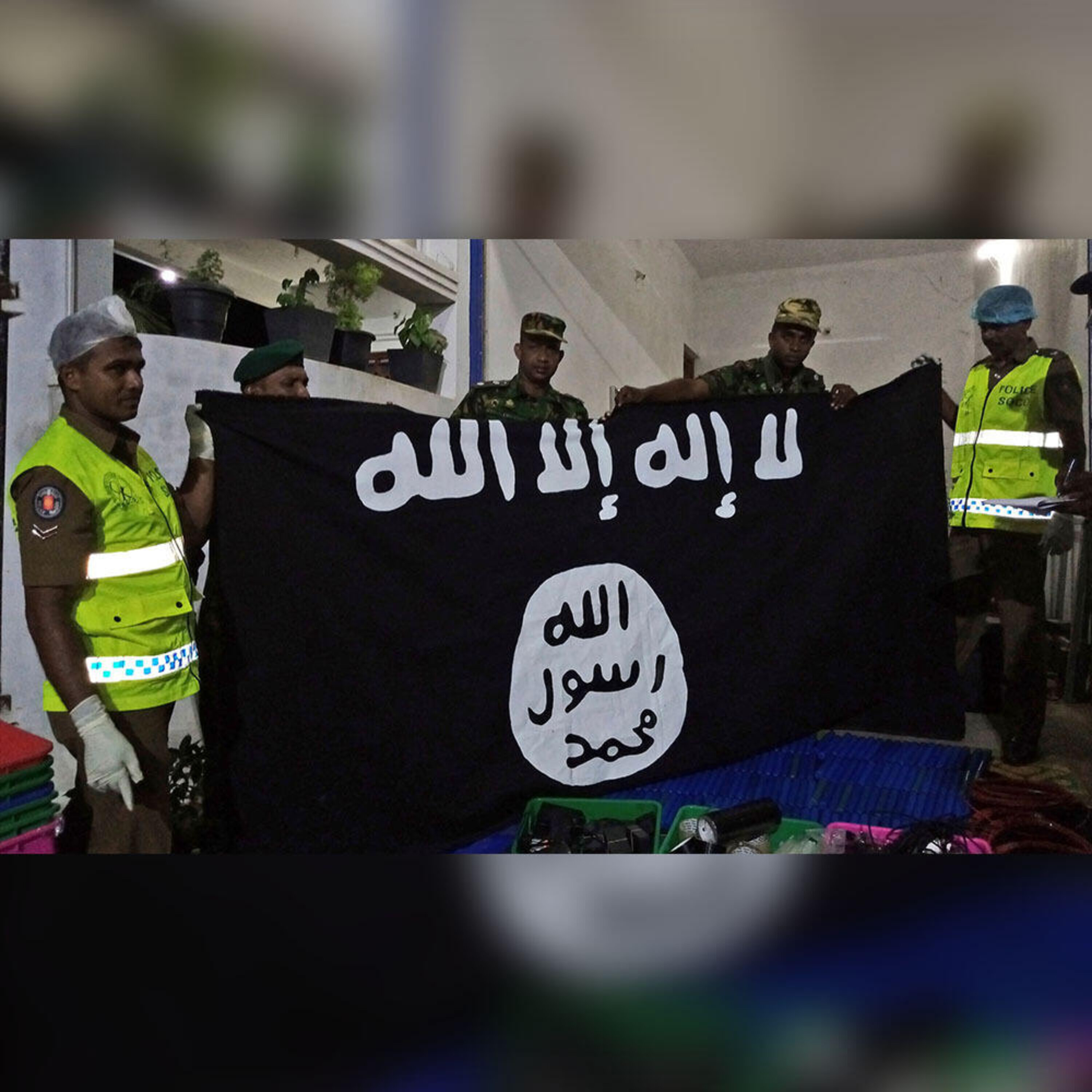 ISIS Is Here, And the Threat Is Real. Let’s Stop Being Ostriches episode artwork