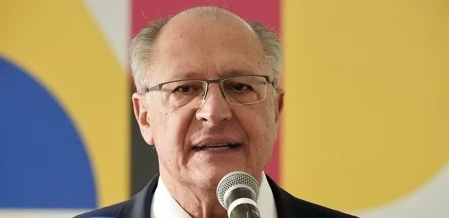 Alckmin busca ampliar relação comercial com México após tarifaço dos EUA Alckmin busca ampliar relação comercial com México após tarifaço dos EUA