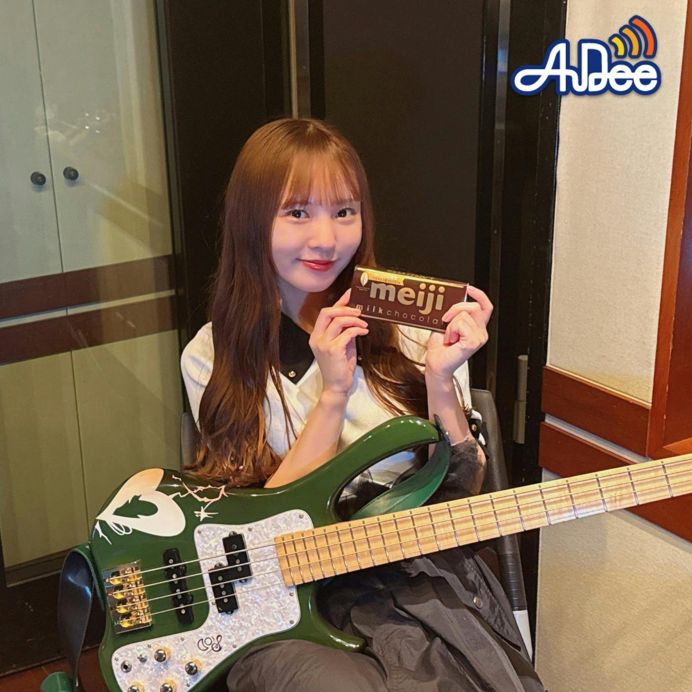 MINA部長がベースで参加した楽曲「フタリゴト」のお話や、Seed Dullahan発売記念イベント大阪のお話も💌 #MINAの軽音部 で感想を呟いてね! MINA部長がベースで参加した楽曲「フタリゴト」のお話や、Seed Dullahan発売記念イベント大阪のお話も💌 #MINAの軽音部 で感想を呟いてね!