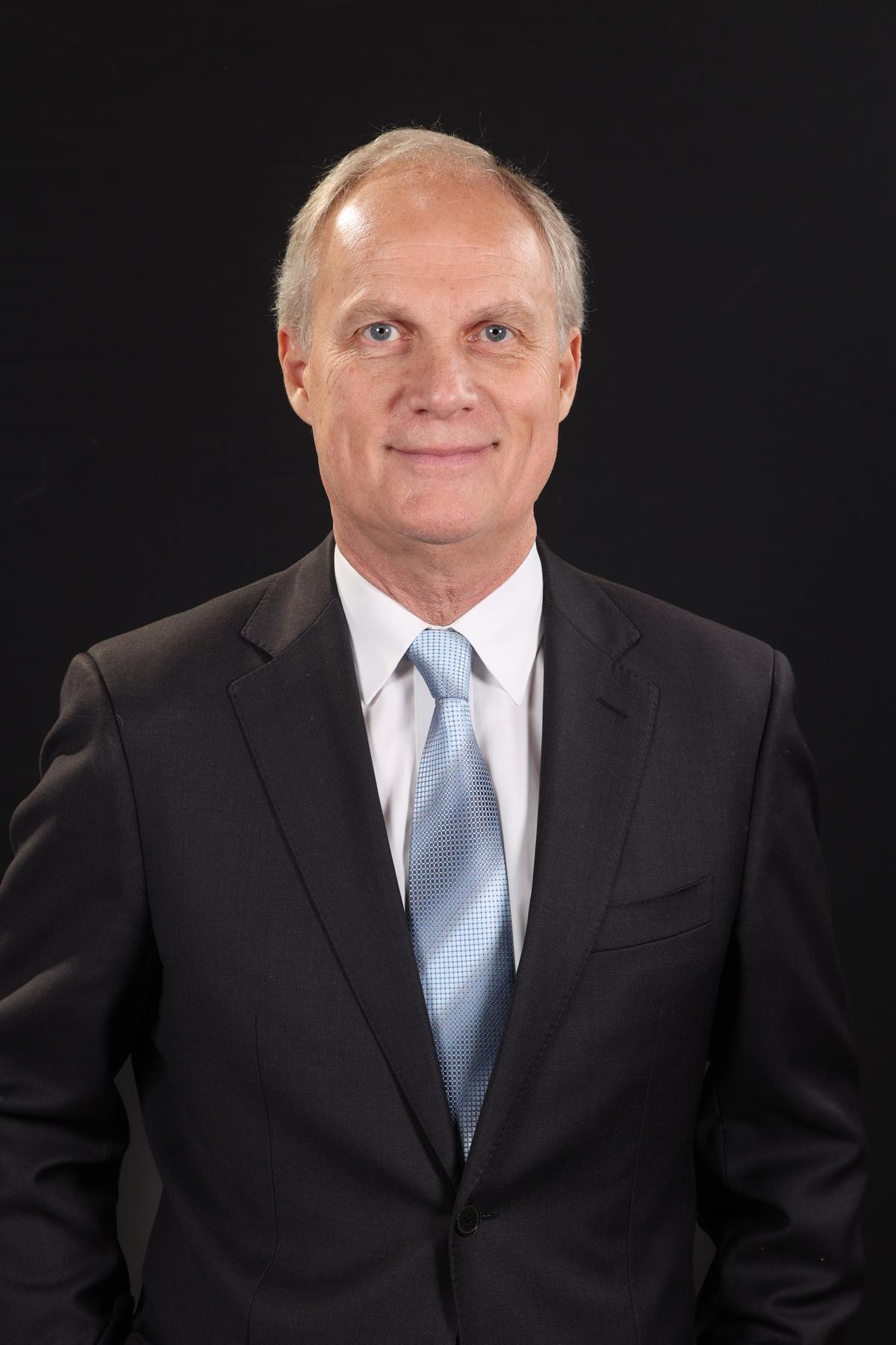 Graeme Roustan, Hockey Mogul