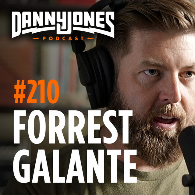 #210 - Top DNA Scientists are Bringing EXTINCT Animals Back to Life | Forrest Galante