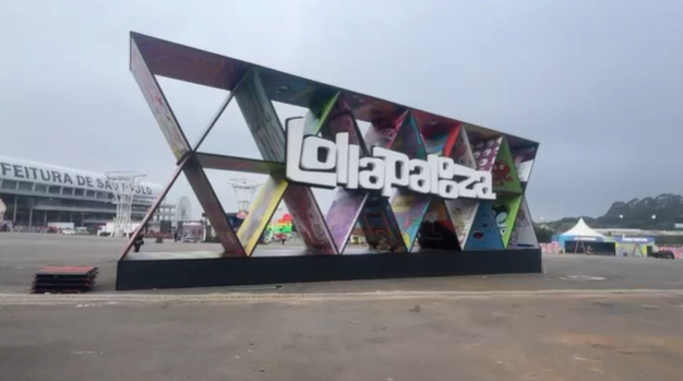 Lollapalooza reforça acessibilidade com ações para público neurodivergente e tradução dos shows em Libras
