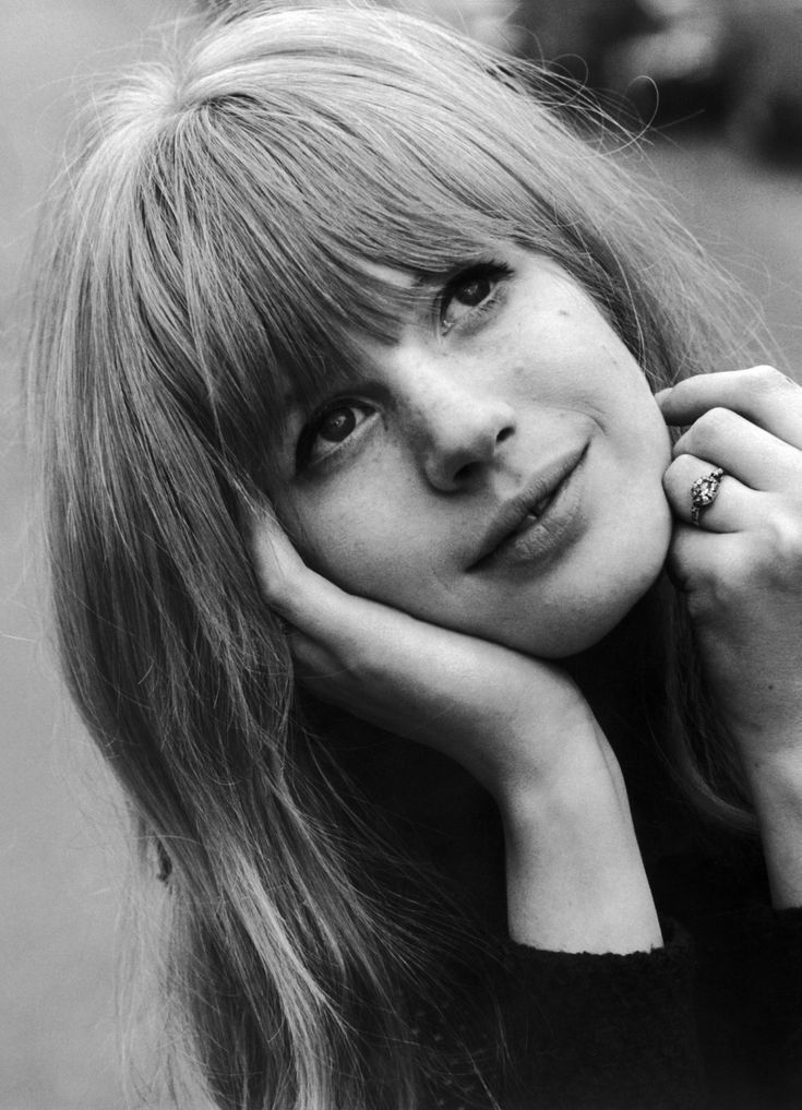 EP 11: Marianne Faithfull- Lynx's First Episode! episode artwork