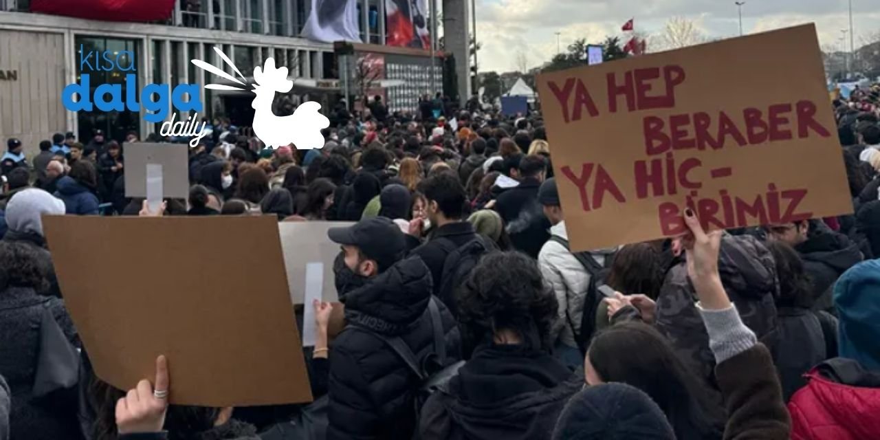 CHP'den olağanüstü kurultay kararı... Öğrenciler üniversitelerde direniyor...