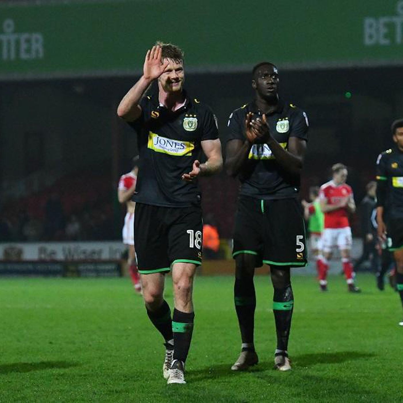 24: A look at Swindon Town draw and Luton Town defeat, we speak to Bevis Mugabi, reminisce on the Conference win and preview Wycombe Wandere