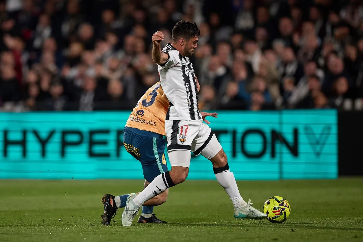 El Castellón confía en su fondo de armario para suplir las bajas frente a la Real Sociedad B El Castellón confía en su fondo de armario para suplir las bajas frente a la Real Sociedad B