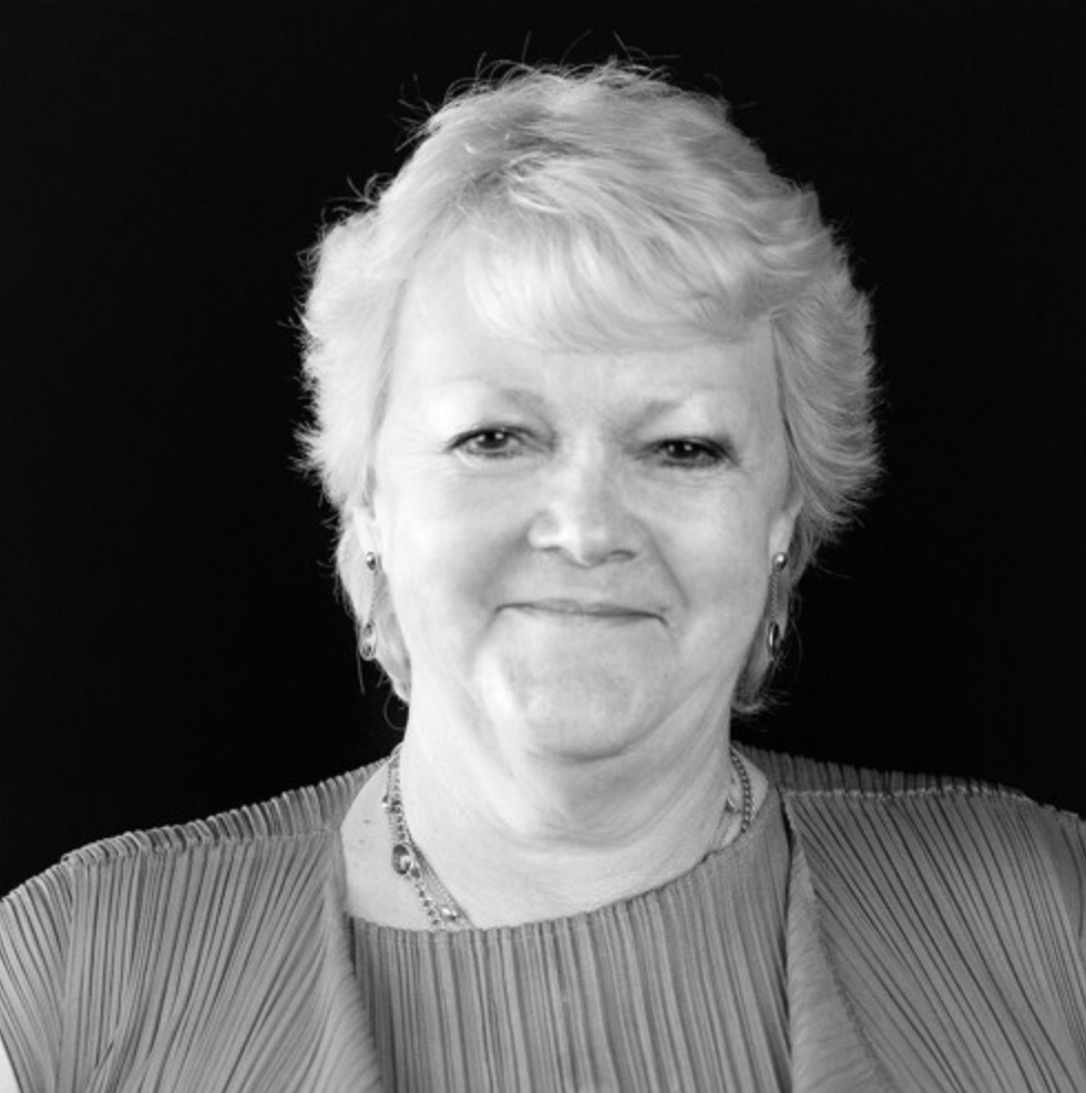 Ep. 175 Monty Waldin interviews Lynne Sherriff MW | Italian Wine Personalities