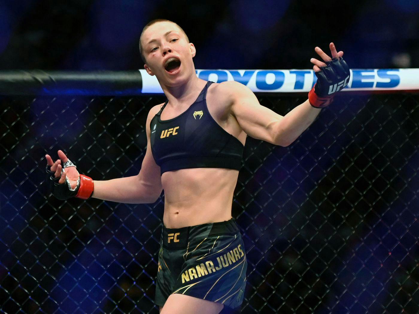 862: MMA PREVIEW: Is Namajunas two-weight UFC champ material? Why McGregor’s return is stalling and what antitrust lawsuit settlement means for UFC