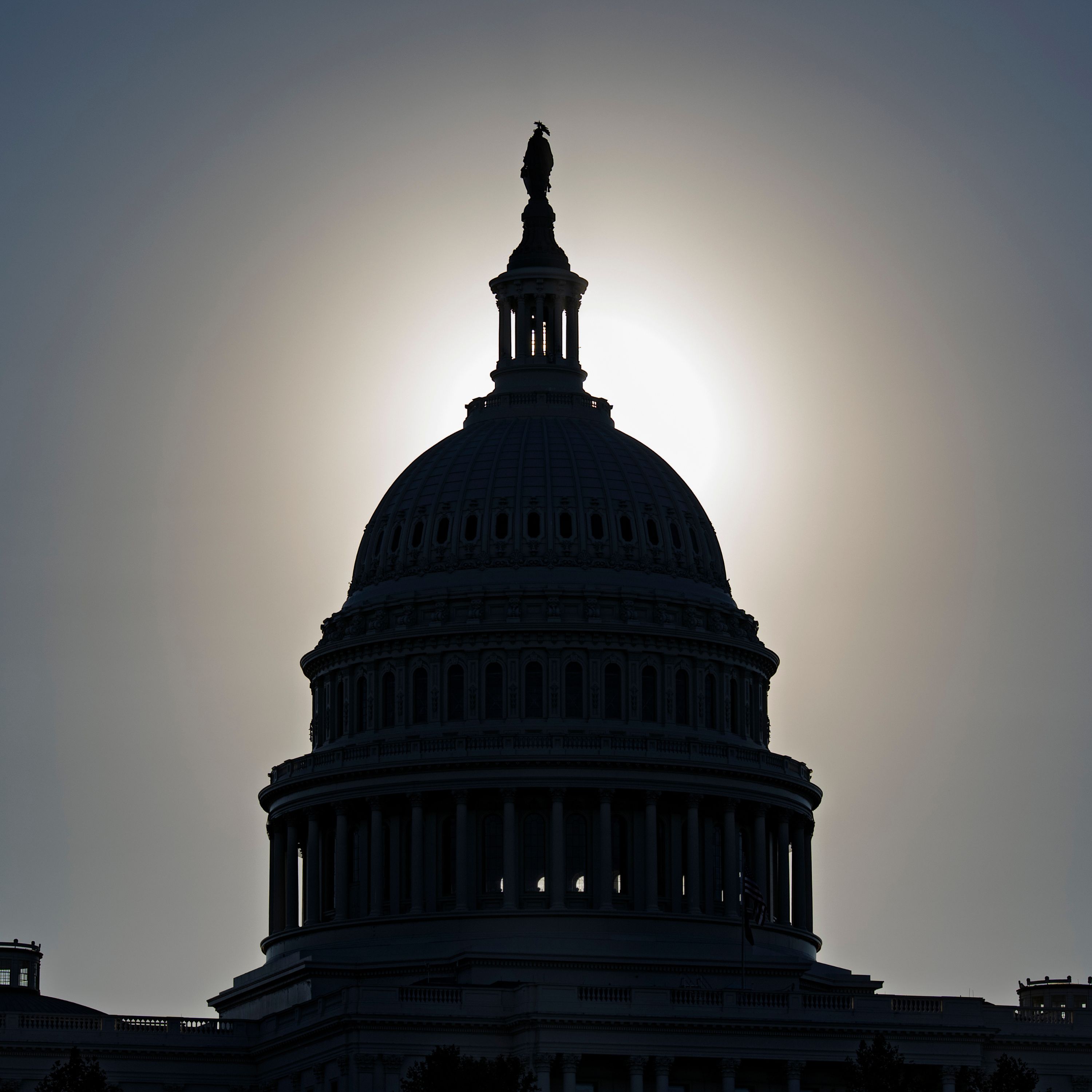 Trump’s Shutdown Firings Draw Bipartisan Criticism