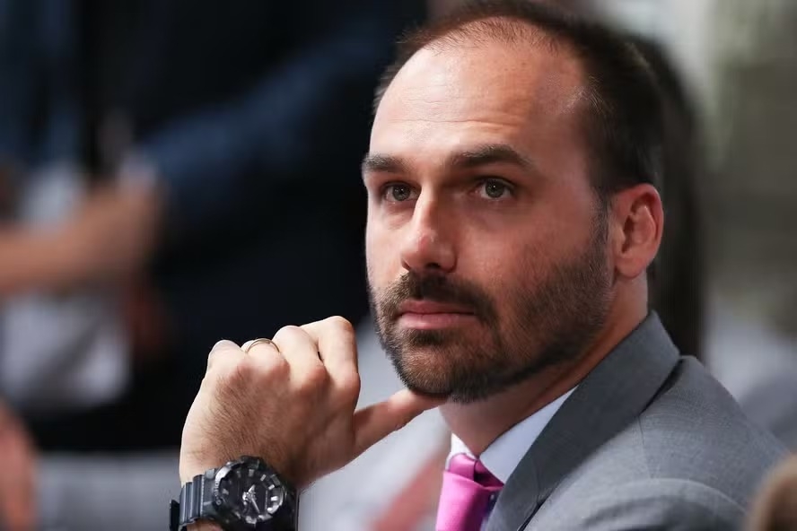 Por unanimidade, Primeira Turma do STF condena Eduardo Bolsonaro por coação à Justiça episode artwork
