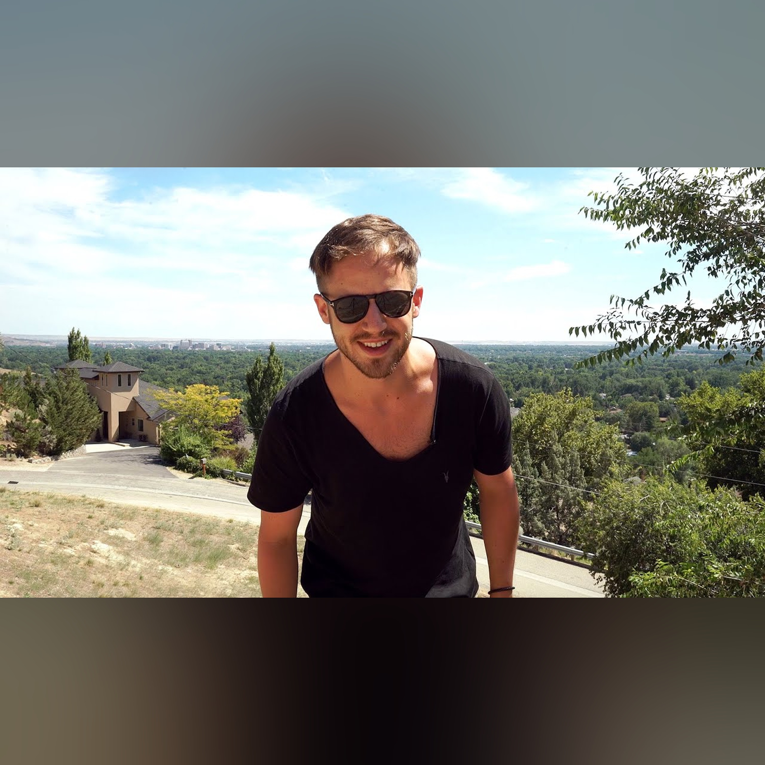 The Difference Between URGENT and IMPORTANT: Here's How To Reach Your Goals In Half The Time...