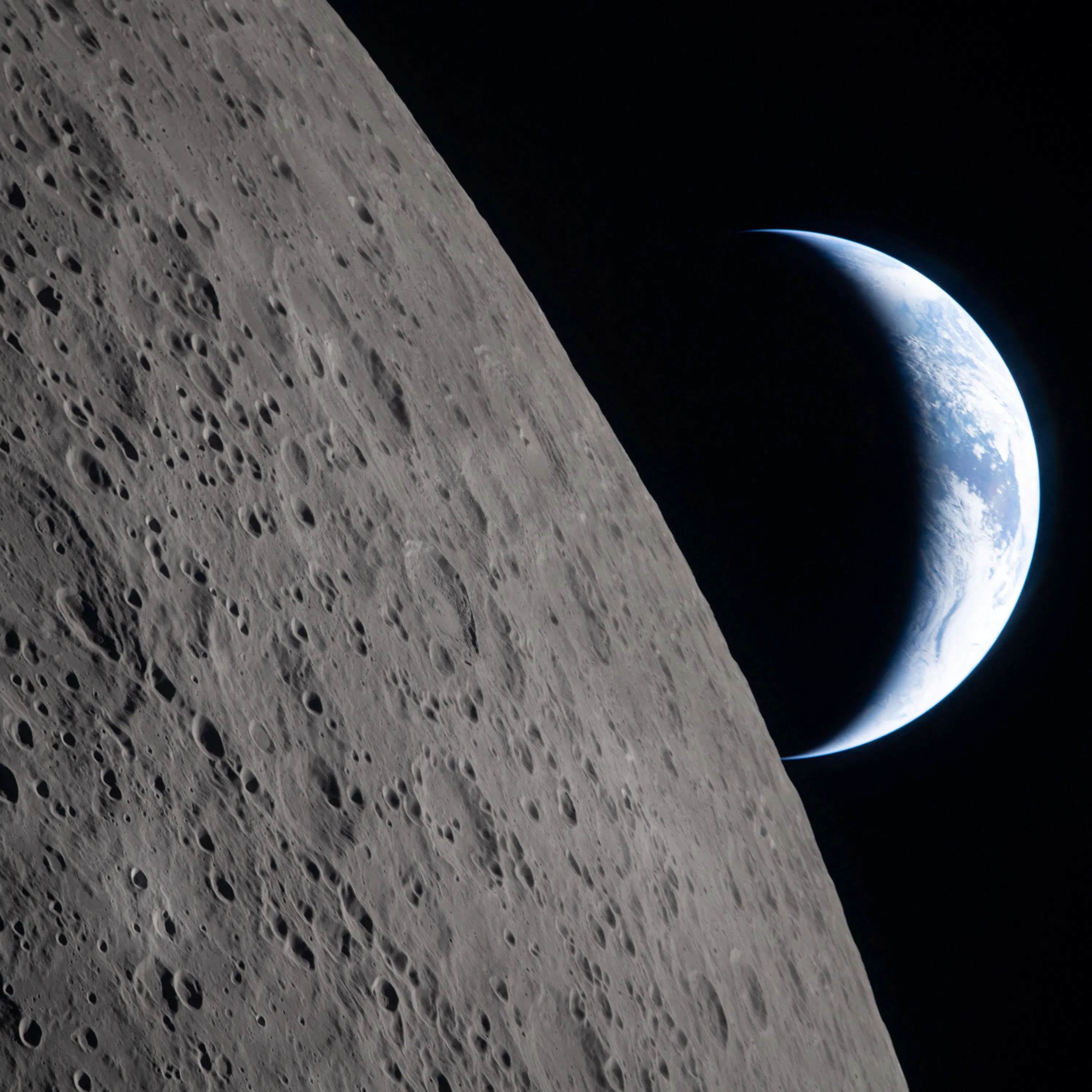 Artemis, Iran deadline and Kanye West podcast