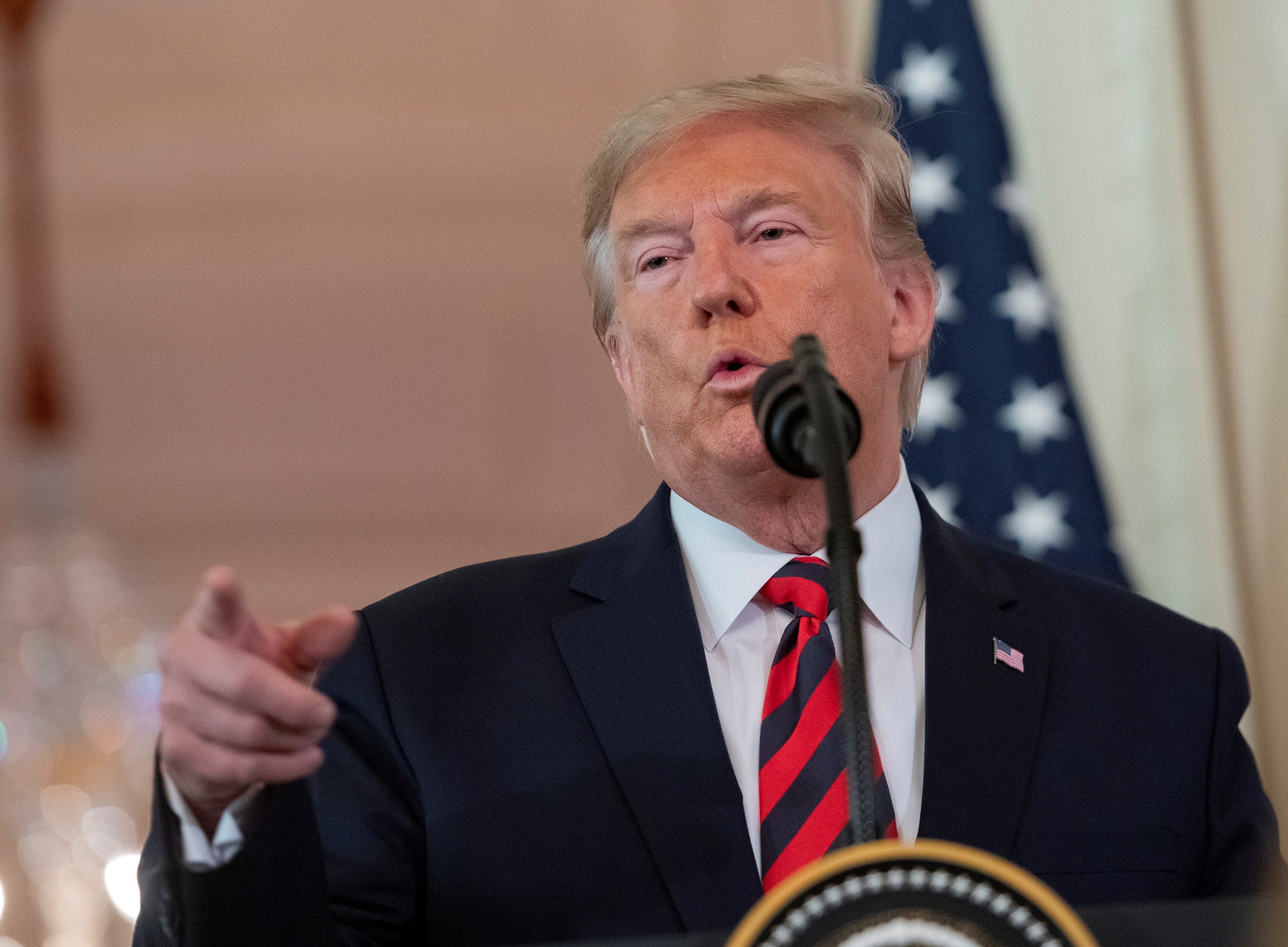 El Orden Mundial: La 'caza de brujas' que cree estar viviendo Trump