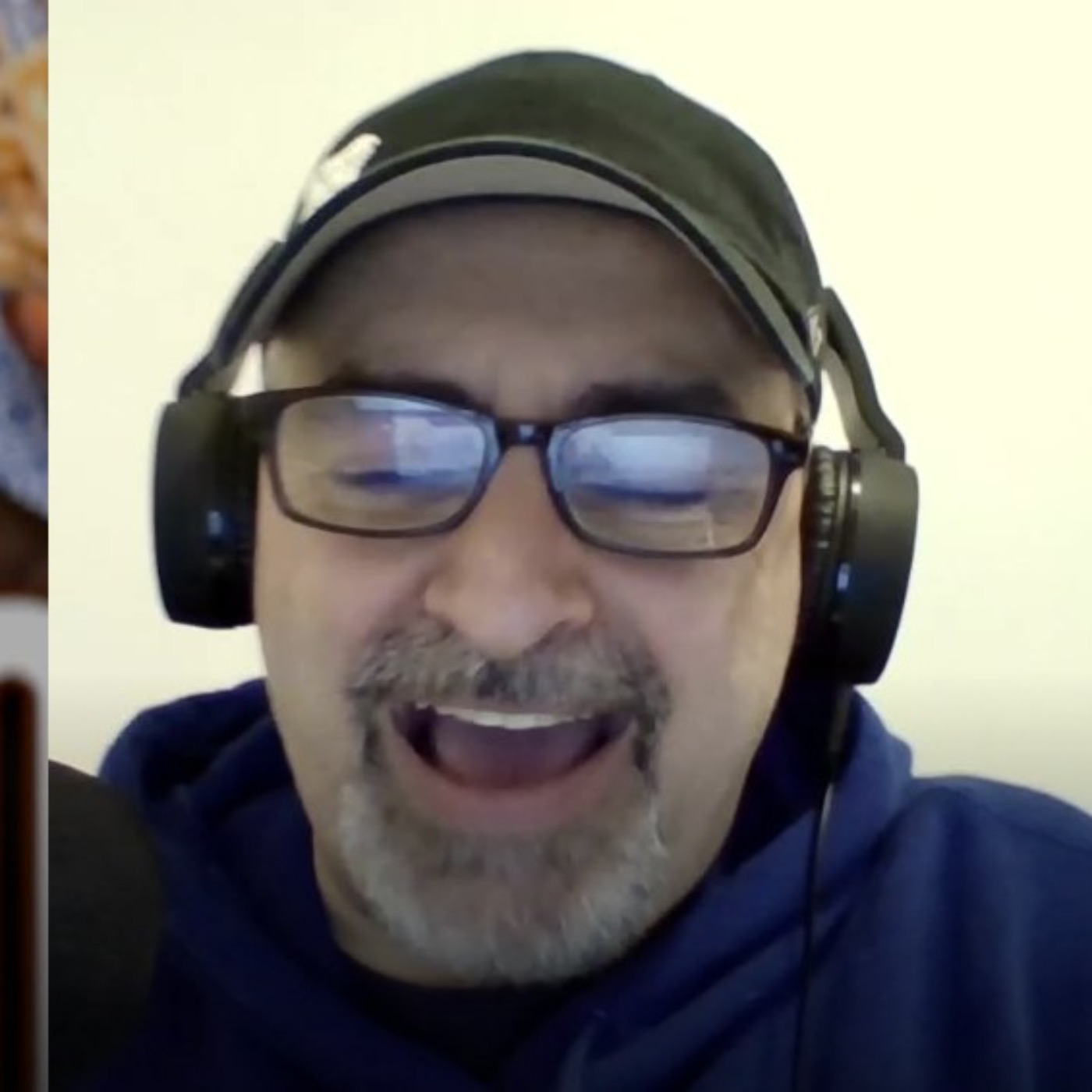 (Bonus Episode)Food 101, now in its fifth season, features a delightful exploration of two Italian classics—Minestrone and Caprese—highlighting their rich flavors, history, and cultural significance.