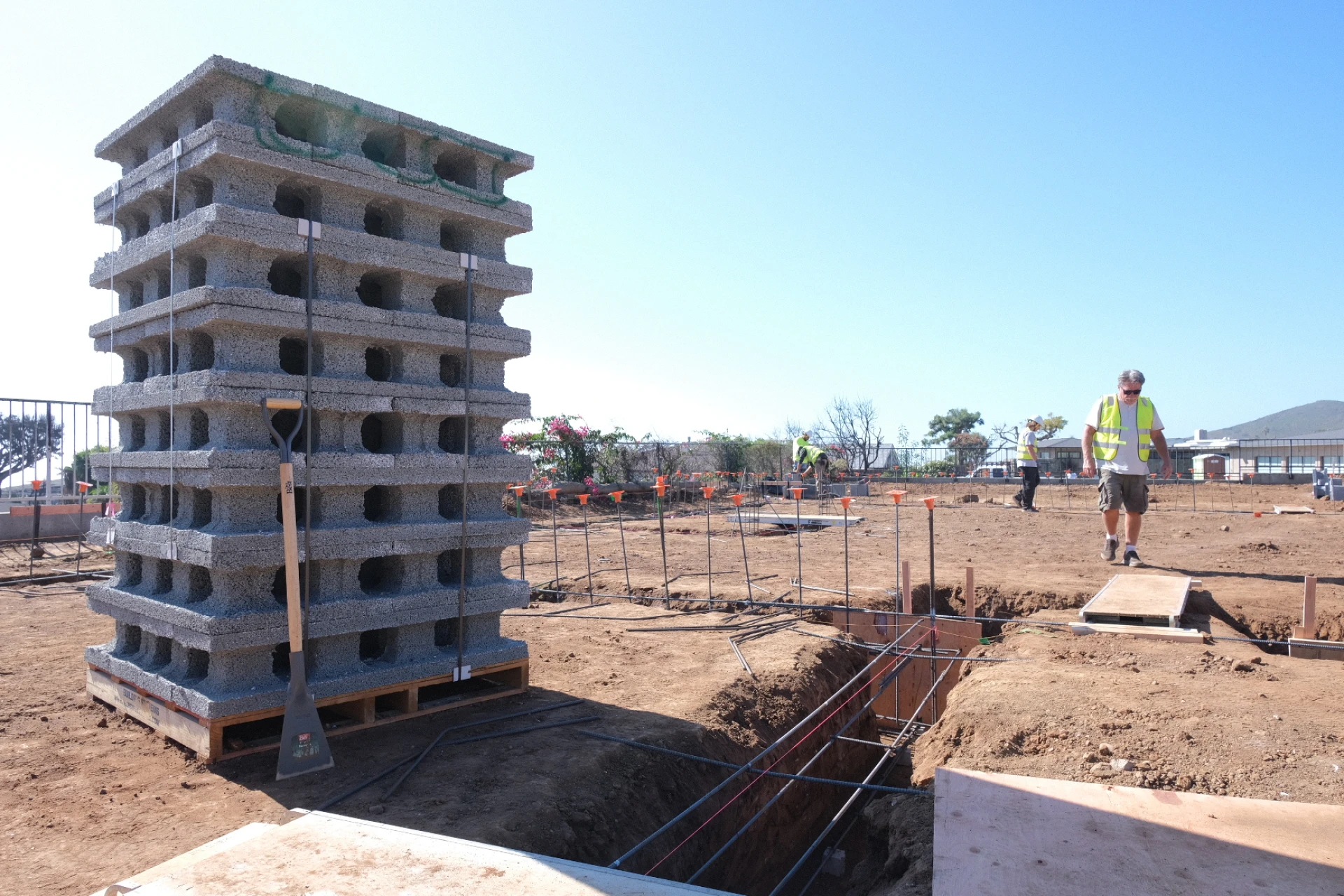 As LA Fire Victims Look To Rebuild, Some Are Turning To Concrete For New Homes
