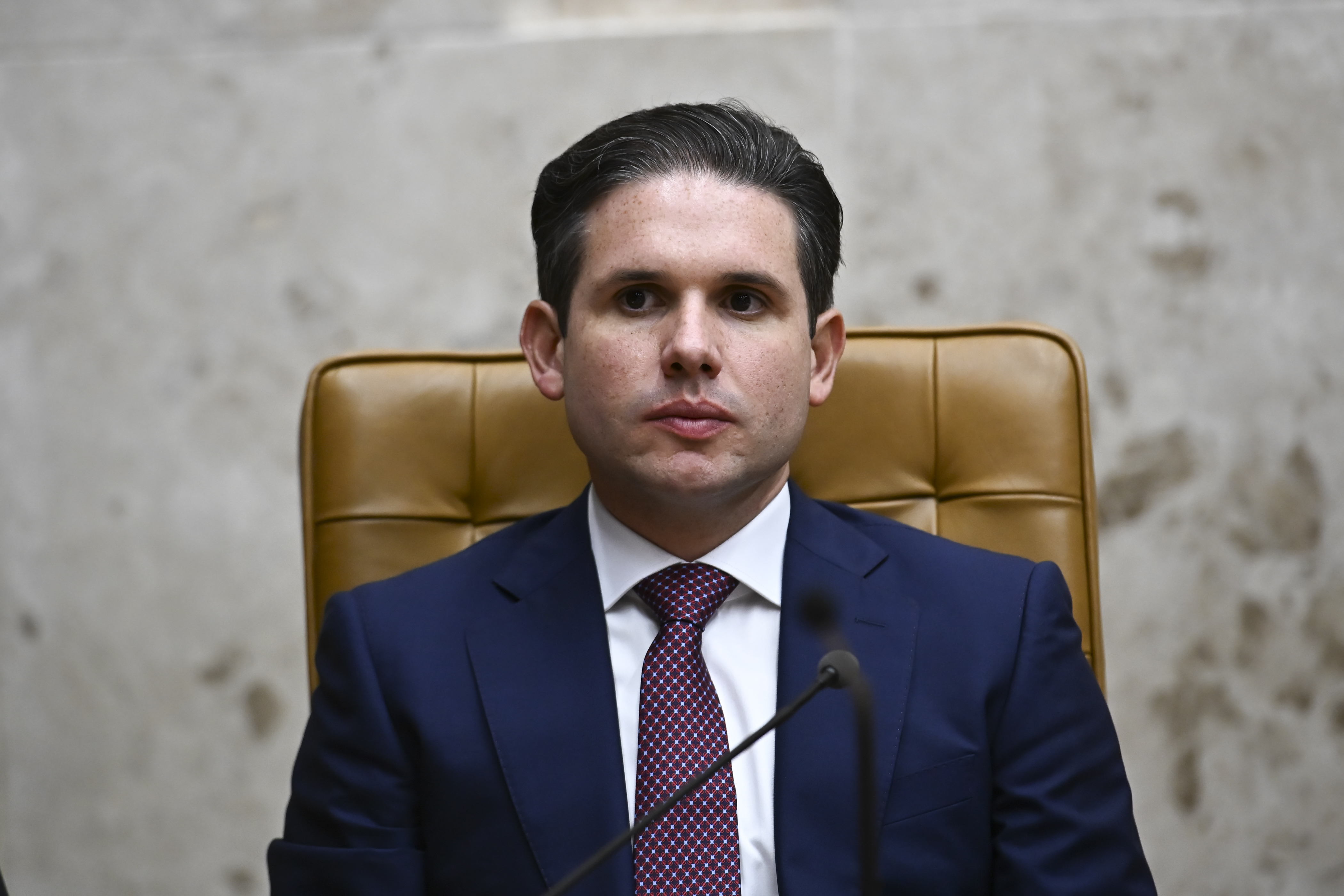 Motta diz não ter conversado com Lula sobre tramitação da PEC que acaba com a jornada 6x1