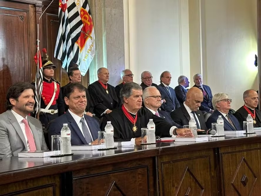 Novo presidente do TJ-SP diz que pode revisar pagamento de verbas extras a magistrados