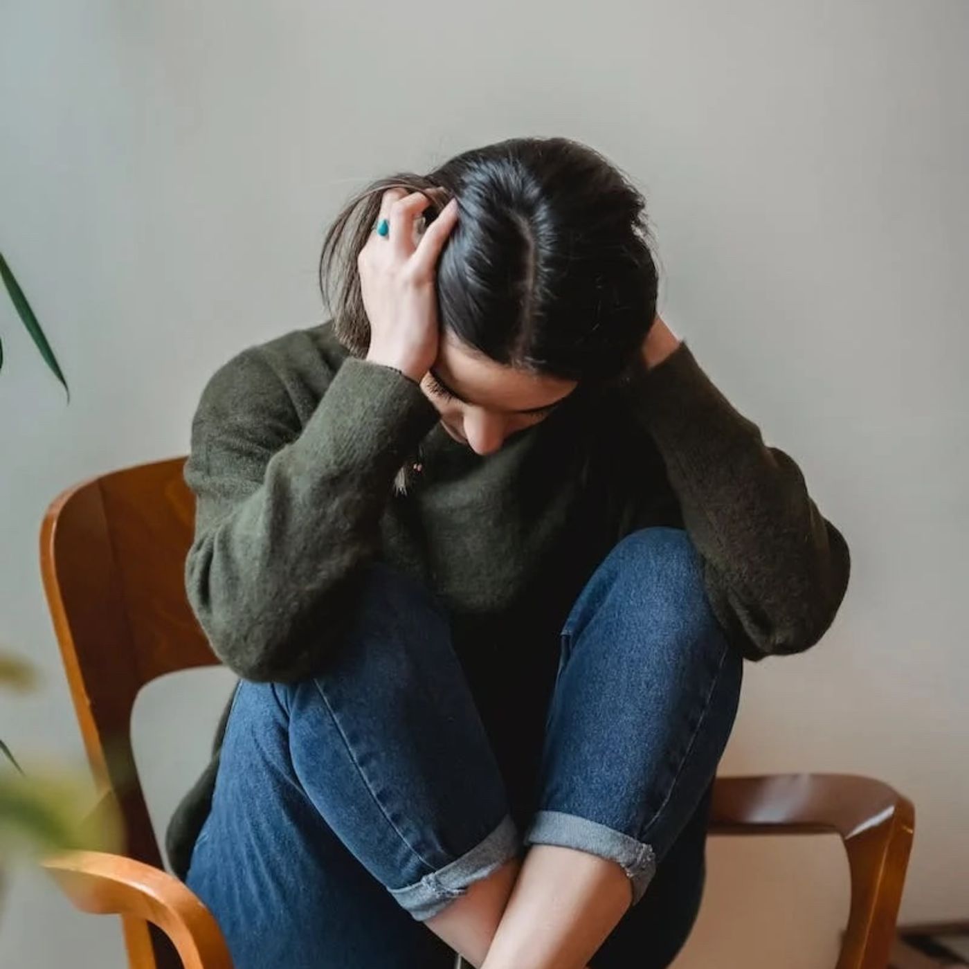 How Parents Can Teach Daughters to Stop Overwhelming Rumination episode artwork