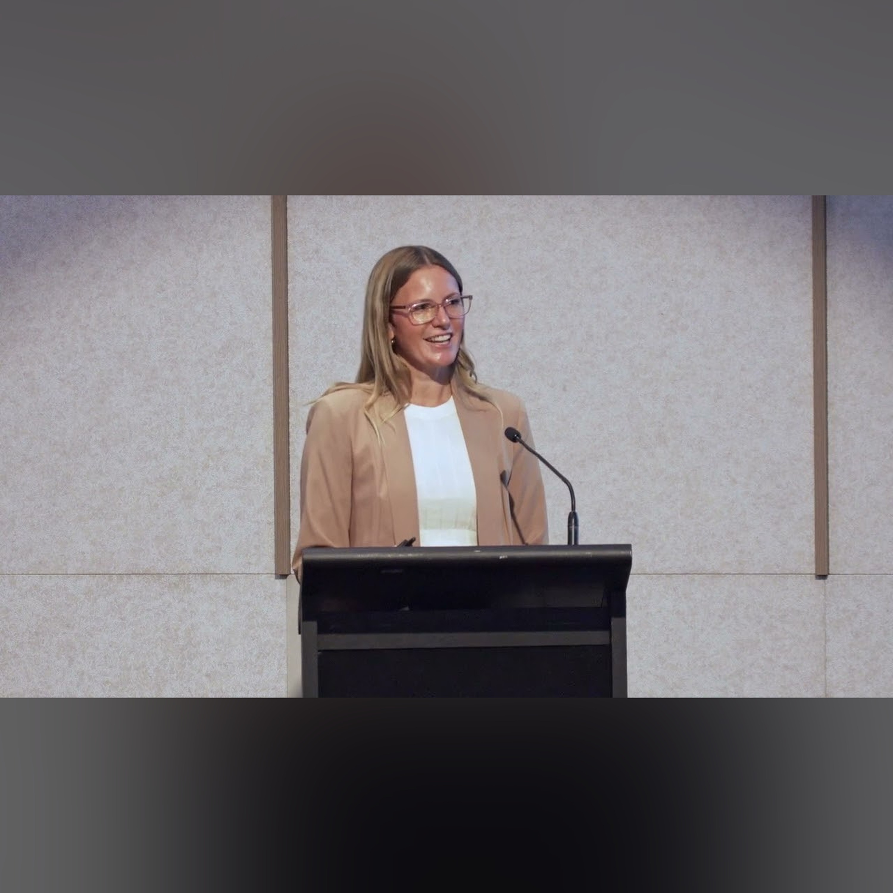 Dr. Jessica Turton - 'Eat MORE to lose weight'