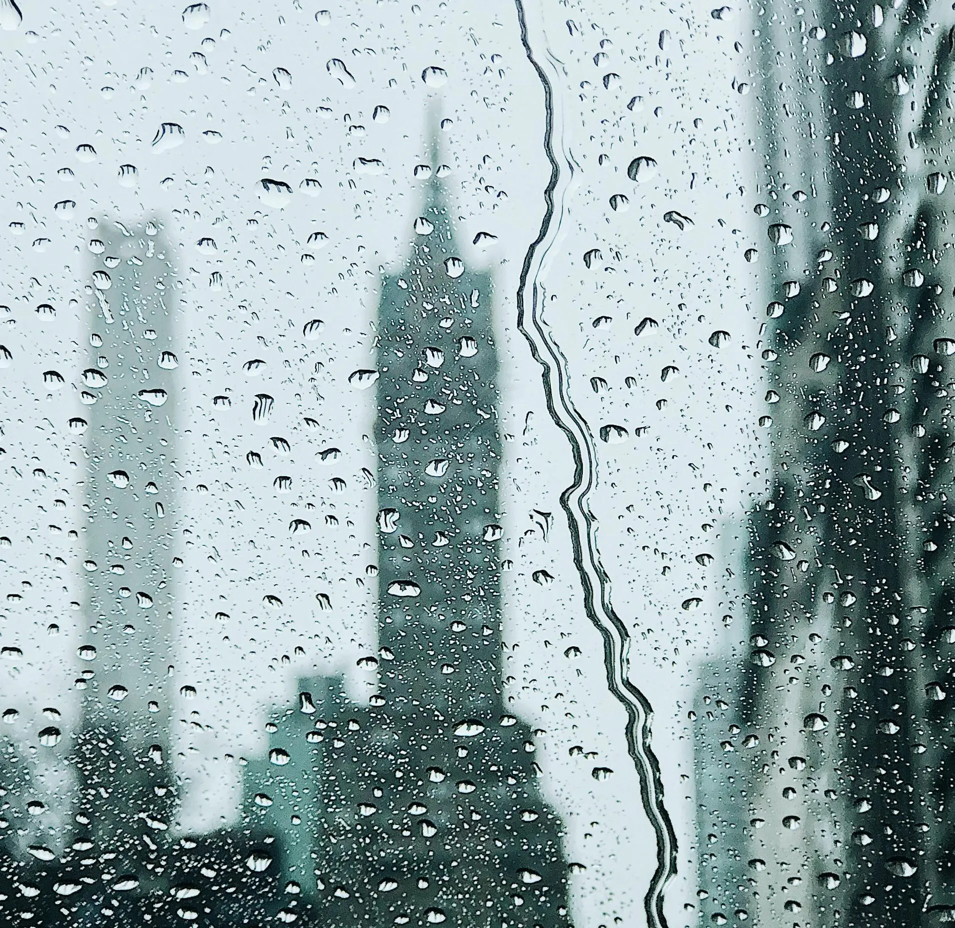 Soft Rain & Thunder: 8-Hour Serene Rainstorm Soundscape for Peaceful Sleep, Studying & Relaxation episode artwork