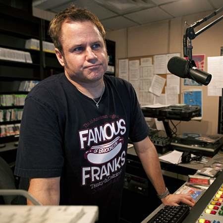 The (Mostly) 80s Music Podcast: What Difference Does It Make?