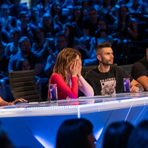 Mélyrepülésben az X-Faktor?