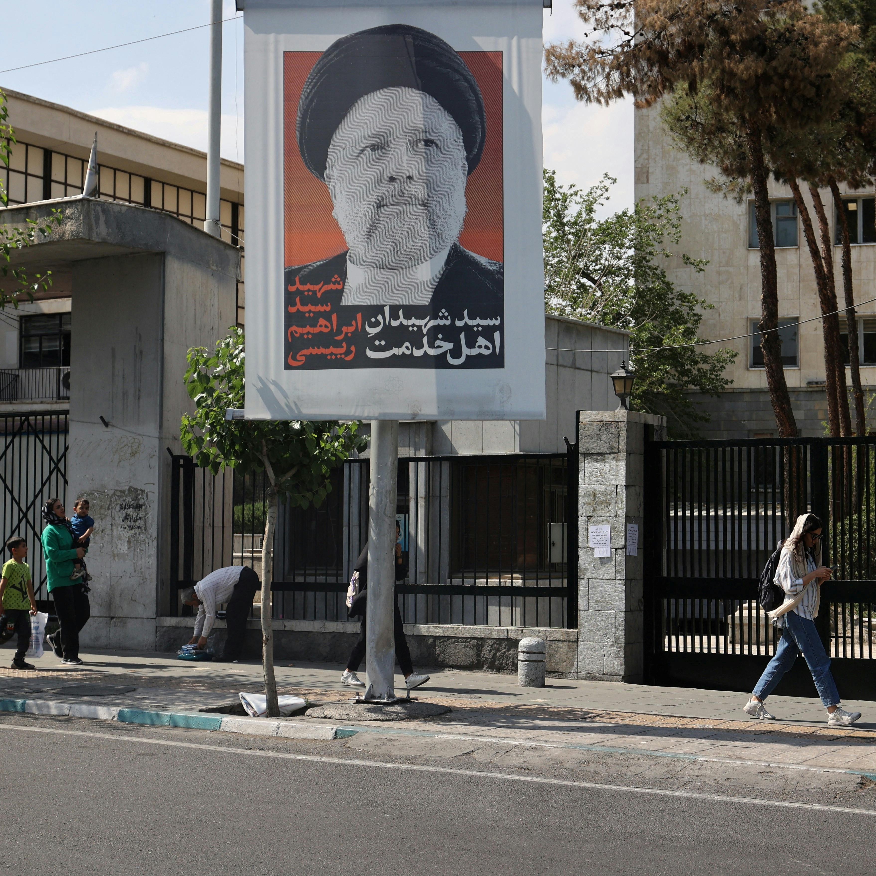 Iran's president dead, Assange extradition decision and Taiwan's new president