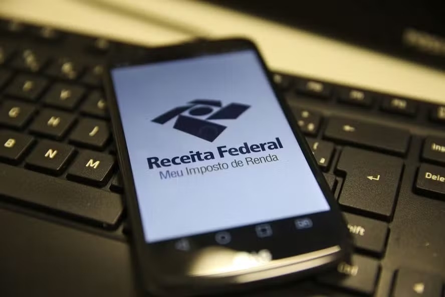 Ainda não entregou a declaração do IR 2026? Prazo termina nesta sexta-feira; saiba o que fazer episode artwork