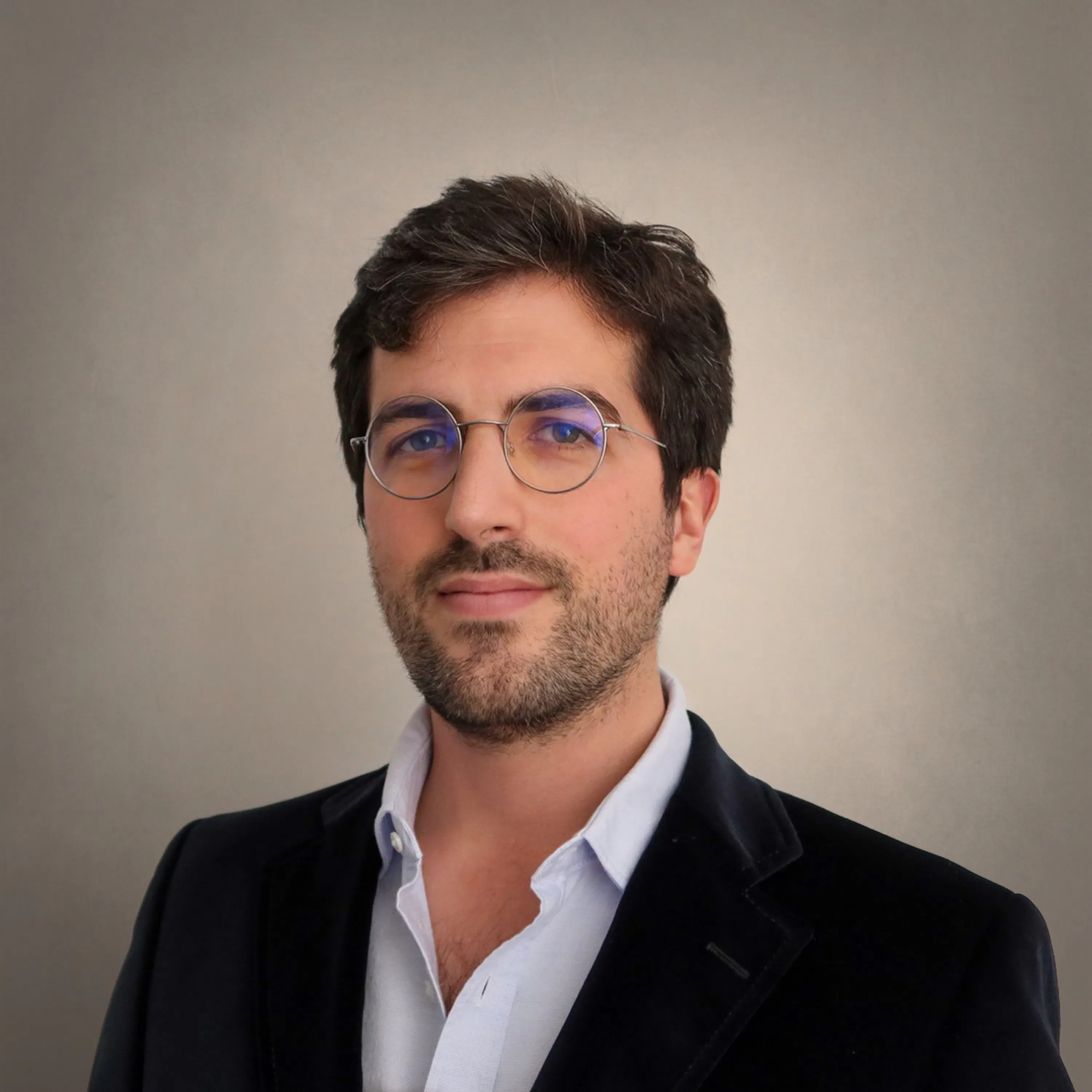 Ep. 62 Exploring Intradiscal PRP for Back Pain Relief with Dr. Guilherme Ferreira Dos Santos