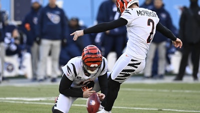 Winners and losers from the Bengals' four-point win over the Titans 