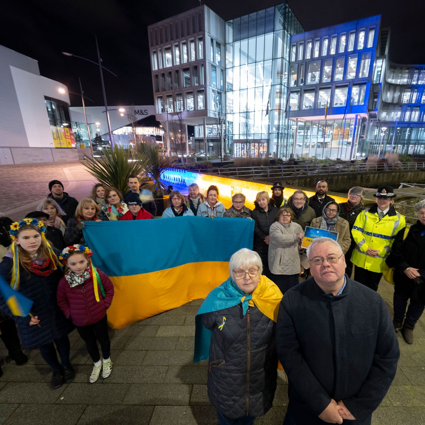 🇺🇦 Why Rochdale is "standing shoulder to shoulder" with Ukraine | The dentistry crisis in the North episode artwork