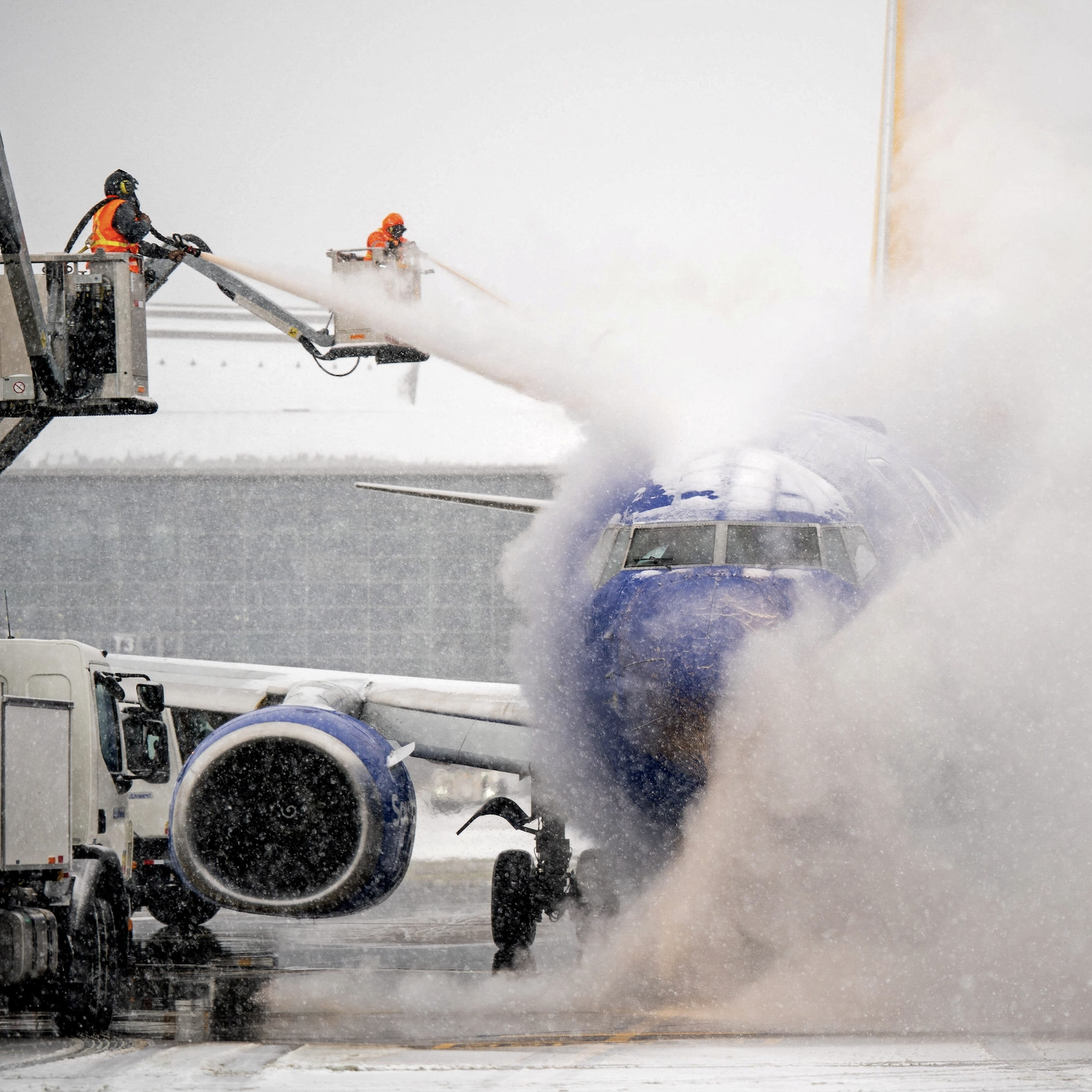 Storm Fern, ICE protests and ex-Olympian alleged drug kingpin arrested