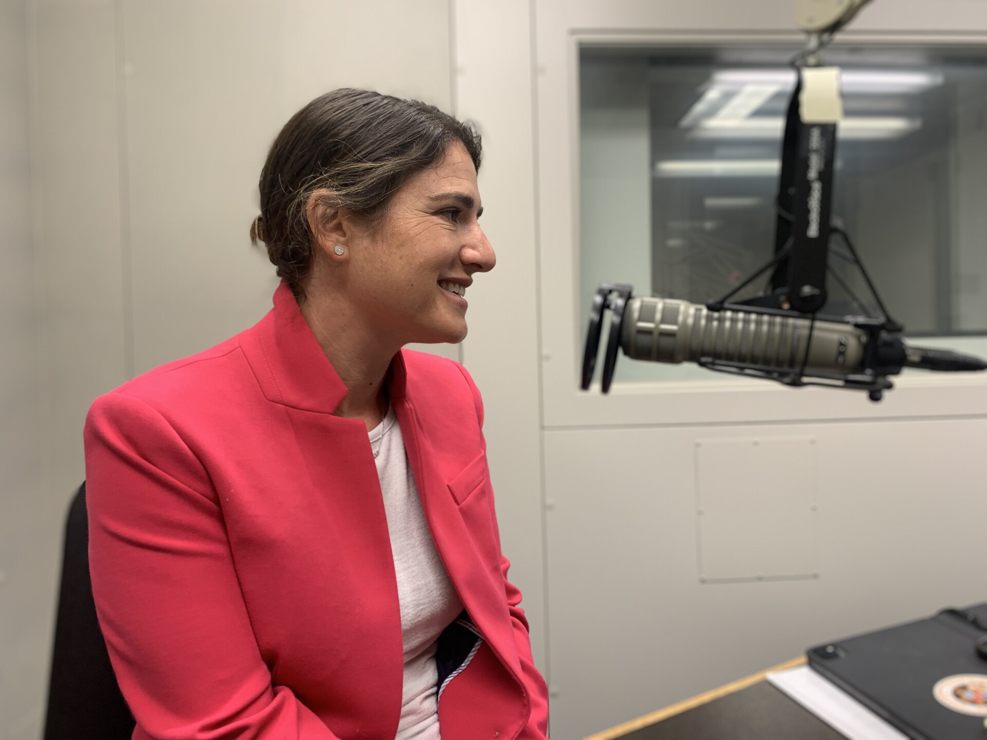 Rebecca Bauer-Kahan on Preparing for Abortion Decision and John Myers Signs Off
