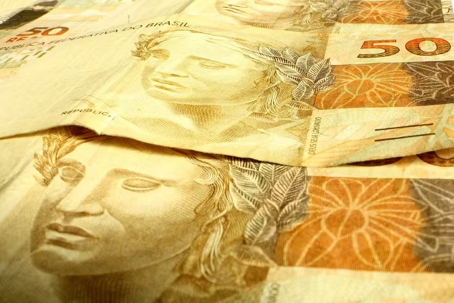 Governo vai bloquear R$ 22 bilhões devido aumento de gastos com BPC e Previdência episode artwork