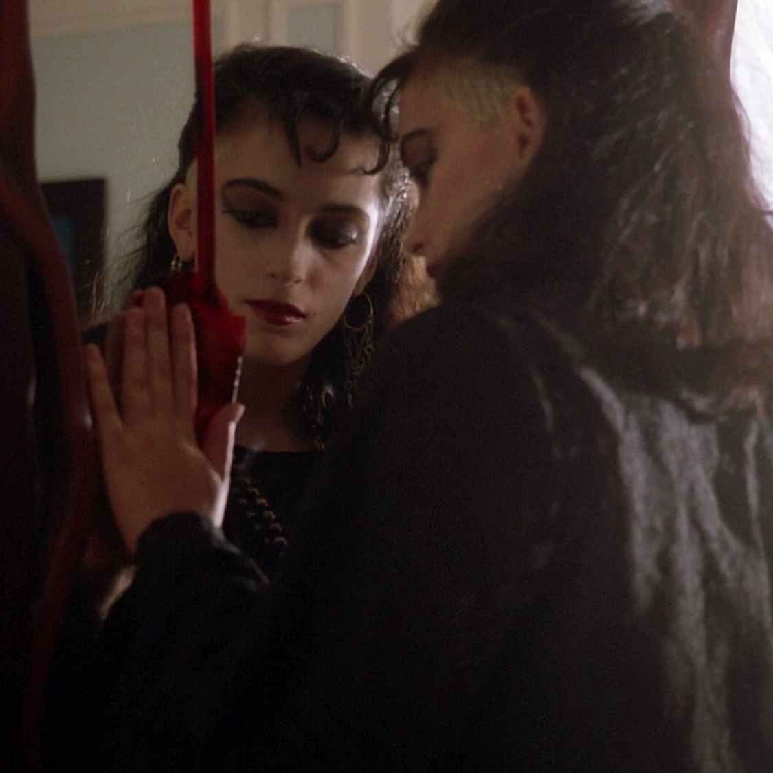 Mirror Mirror (1990)