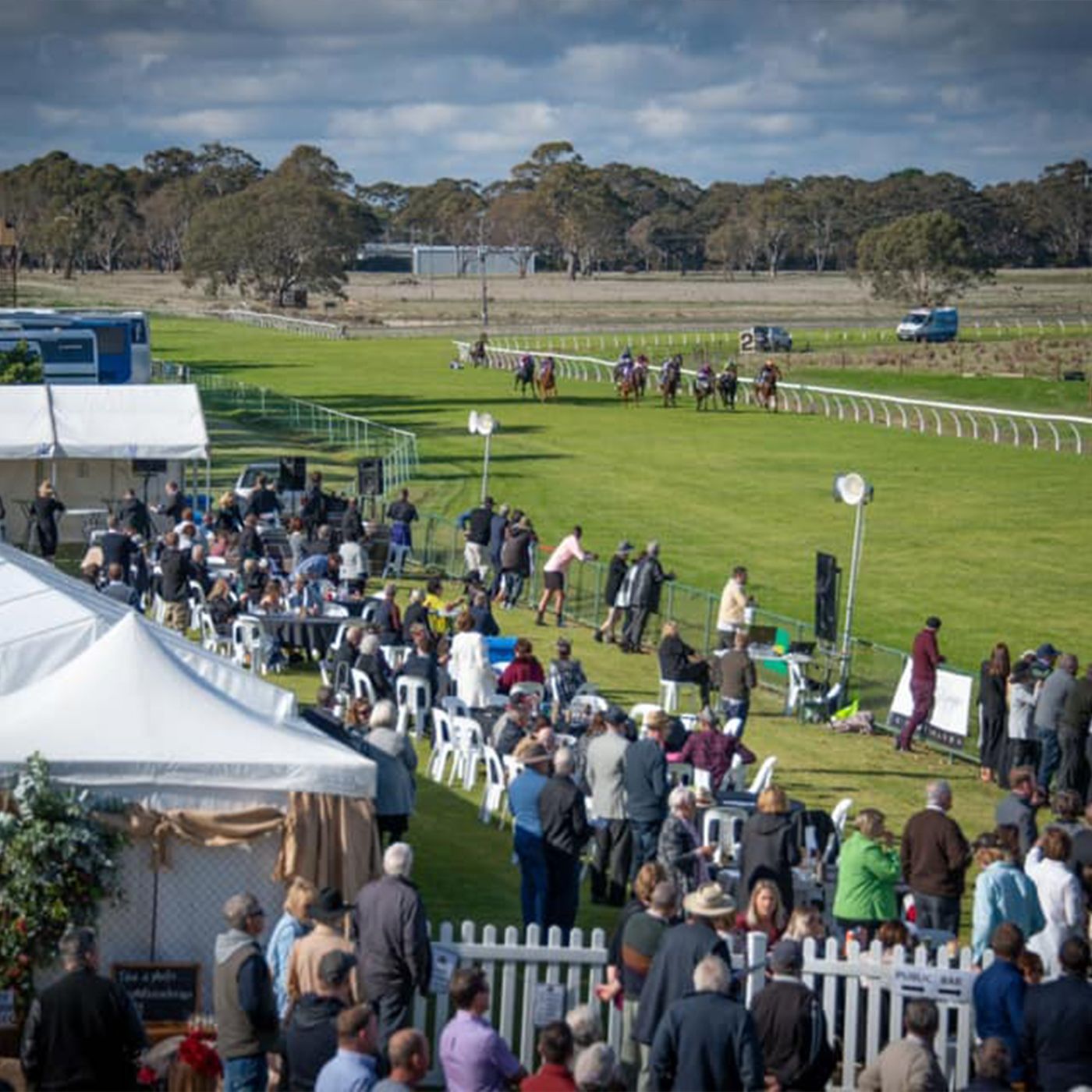 Apsley RC Roger Pfitzner chats to Andrew Kuuse re Sundays historic Apsley Races at Edenhope RC episode artwork