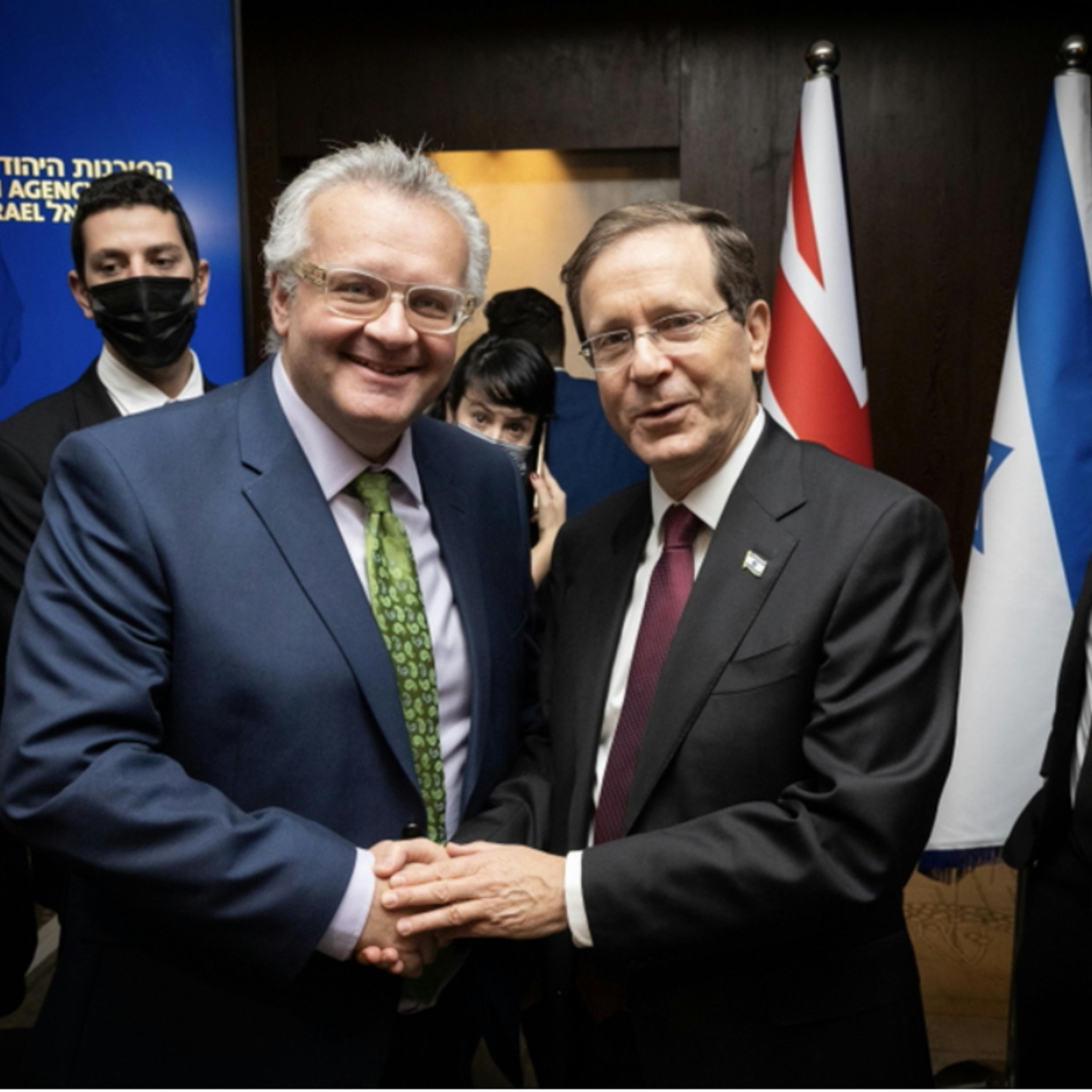 67: President Isaac Herzog meets Prime Minister Boris Johnson and the UK’s Jewish leadership