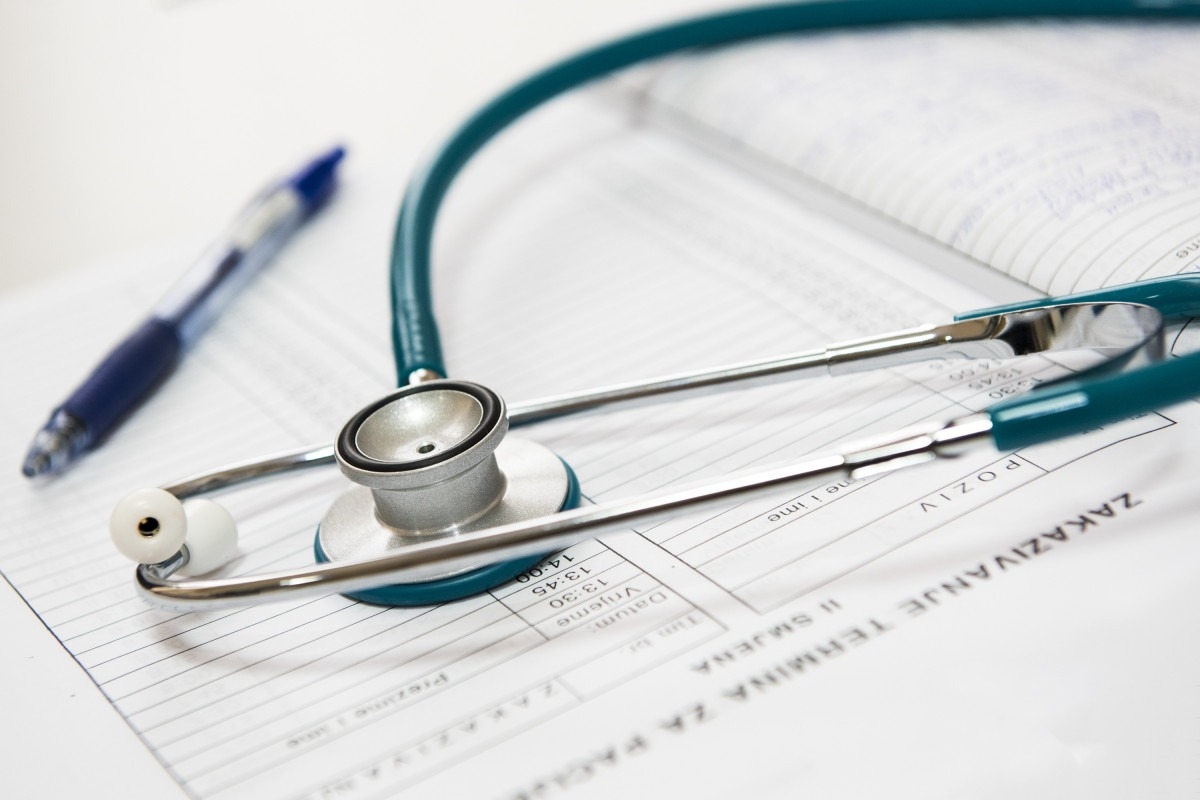 Dor crônica, fadiga e insônia: entenda o que é a fibromialgia