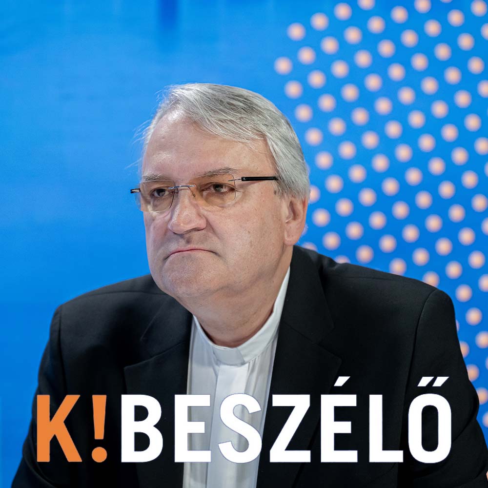 A pápák magyar ceremóniamestere elcsente Ferenc pápa vizespoharát