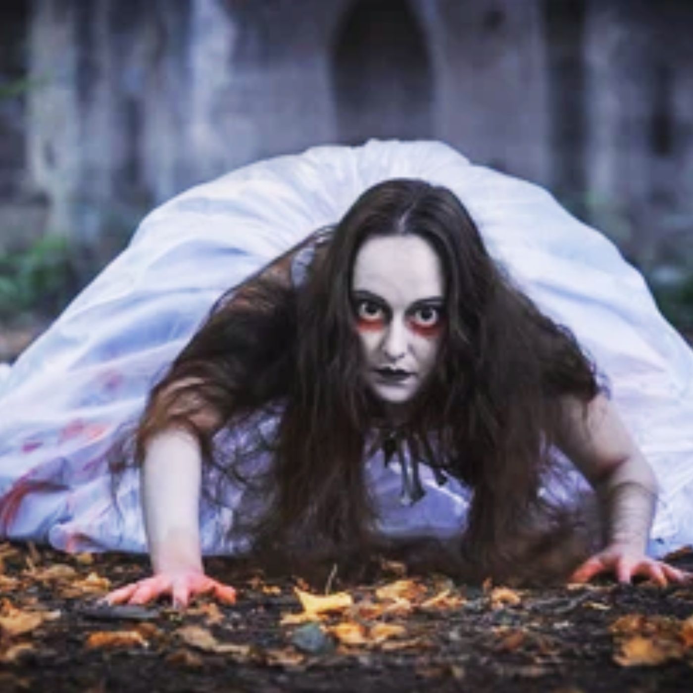 CONOCÍ A UNA MUJER QUE NUNCA SE QUITABA EL VESTIDO DE NOVIA.