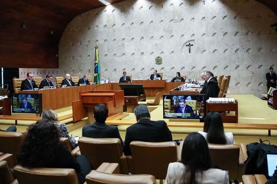 STF determina bloqueio de penduricalhos acima do teto para juízes de seis estados e do DF episode artwork