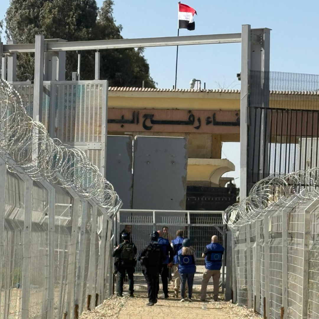 Israel reabre parcialmente passagem de Rafah, principal fronteira de Gaza