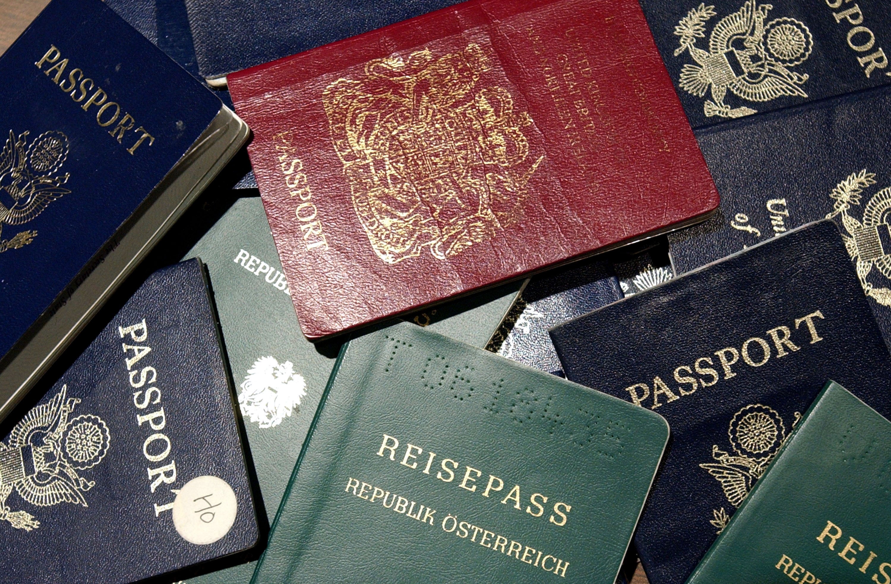 Detenido y deportado