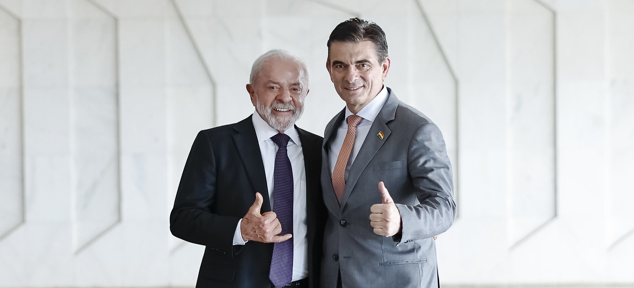 Lula defende integração sul-americana em encontro com presidente da Bolívia