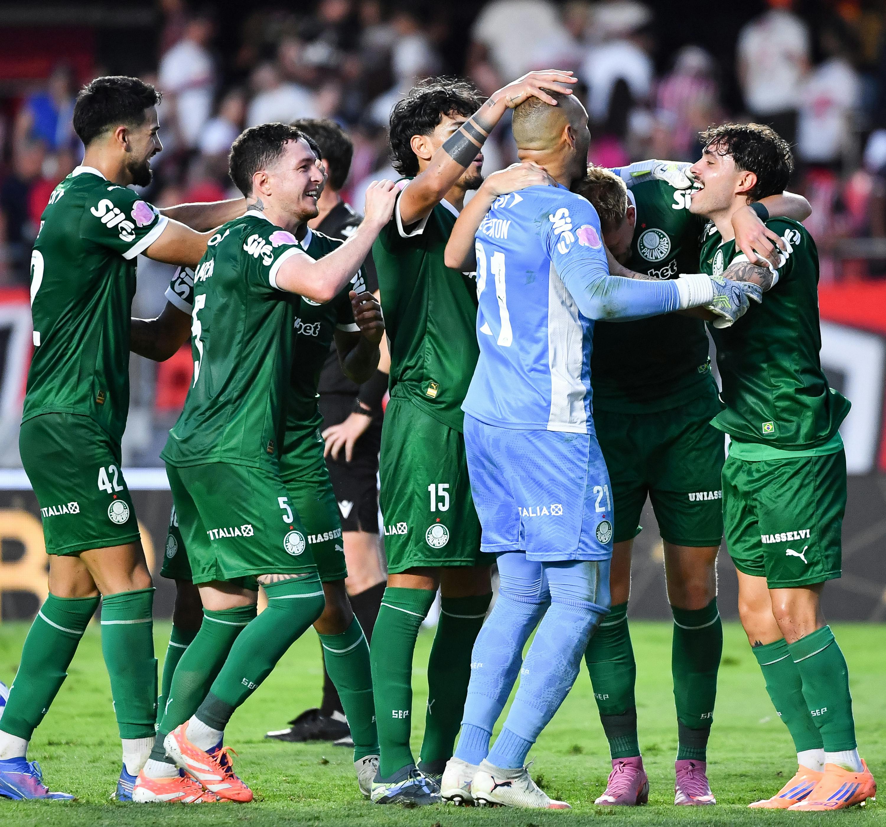 Palmeiras aguarda pelos convocados para definir equipe contra o Vitória Palmeiras aguarda pelos convocados para definir equipe contra o Vitória