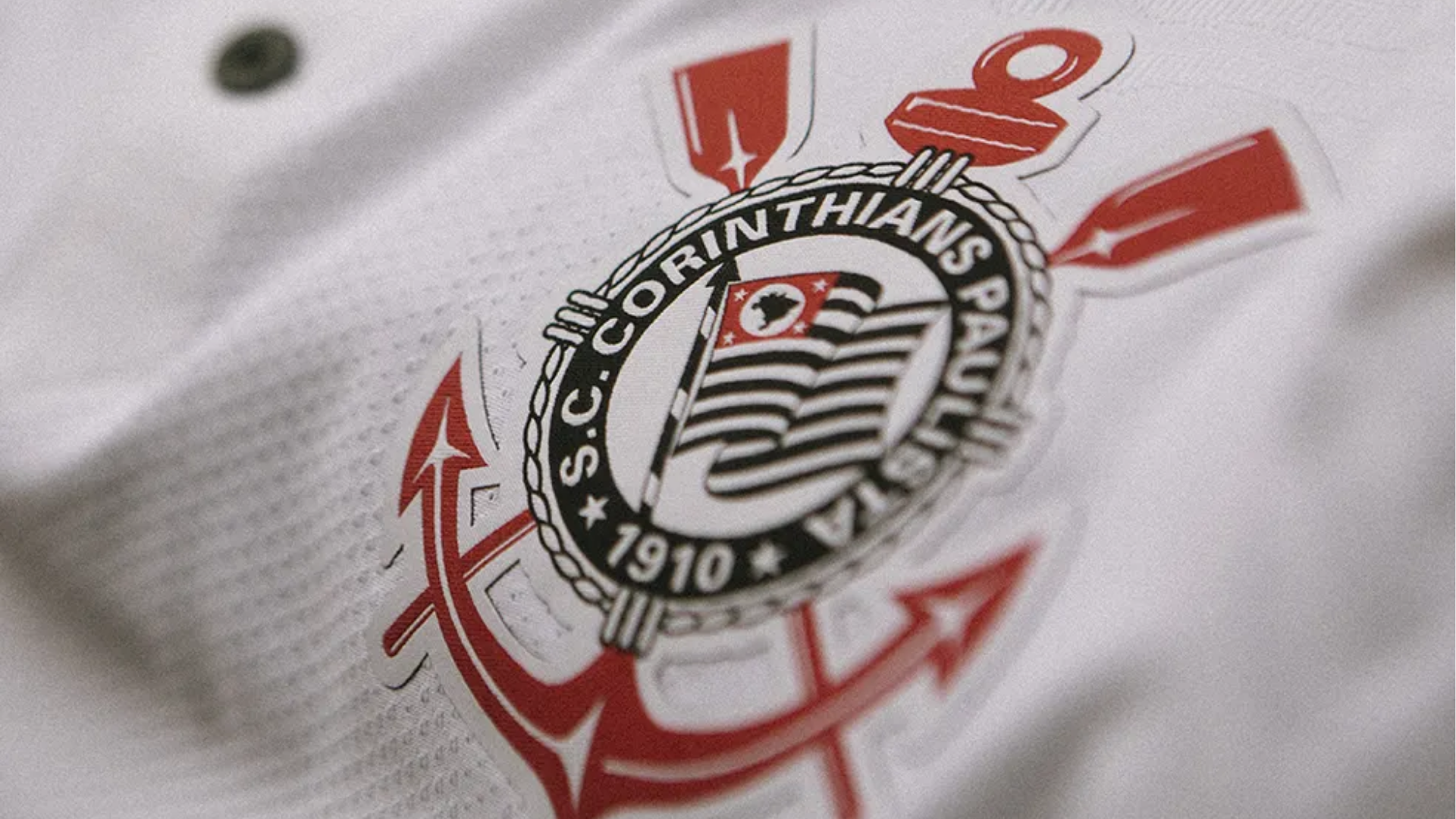 Torcedores do Corinthians pedem intervenção judicial em manifestação no Ministério Público de SP episode artwork