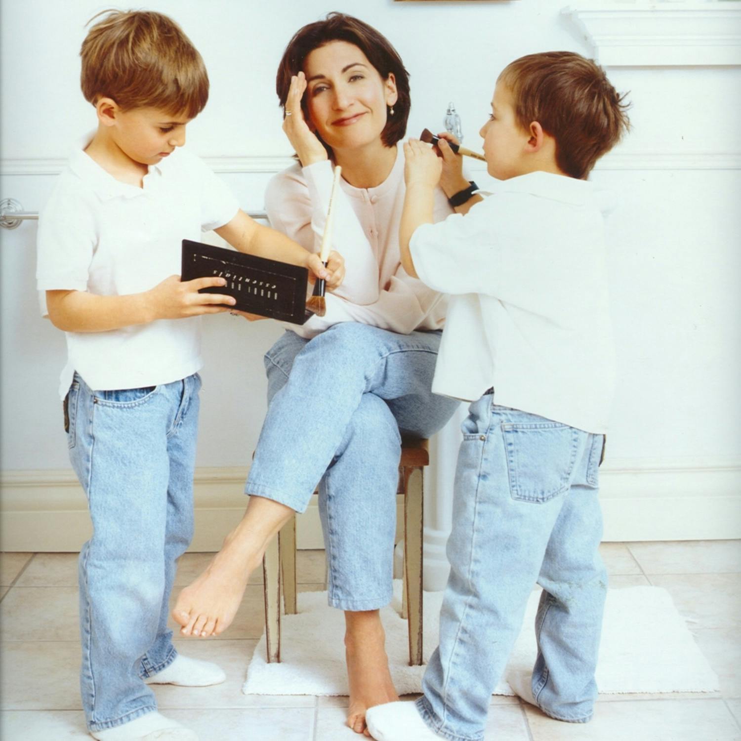 Bobbi Brown on the Beauty and Messiness of Motherhood Bobbi Brown on the Beauty and Messiness of Motherhood